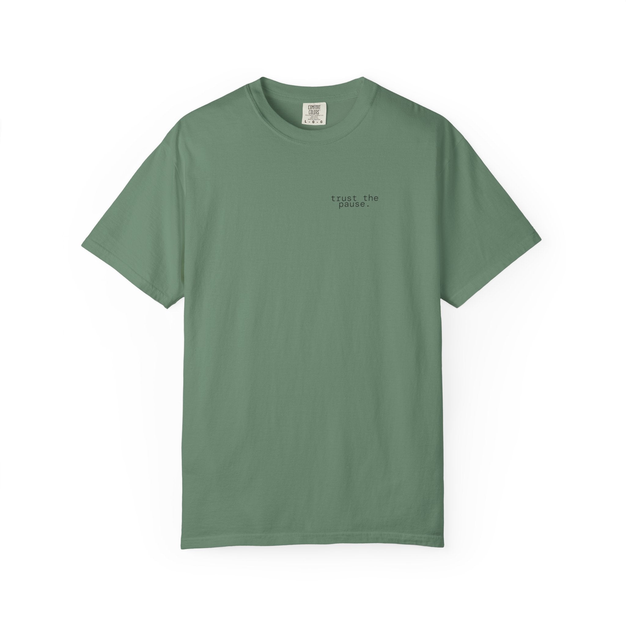 Trust the pause | minimalist T-Shirt | Boxy fit