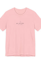 go outside. t-shirt | back print | regular fit