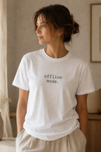 offline mode. the world can wait. t-shirt | back print | regular fit
