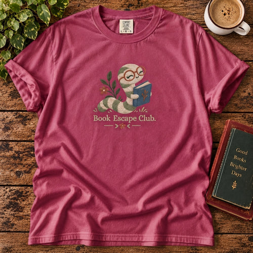 book escape club. t-shirt