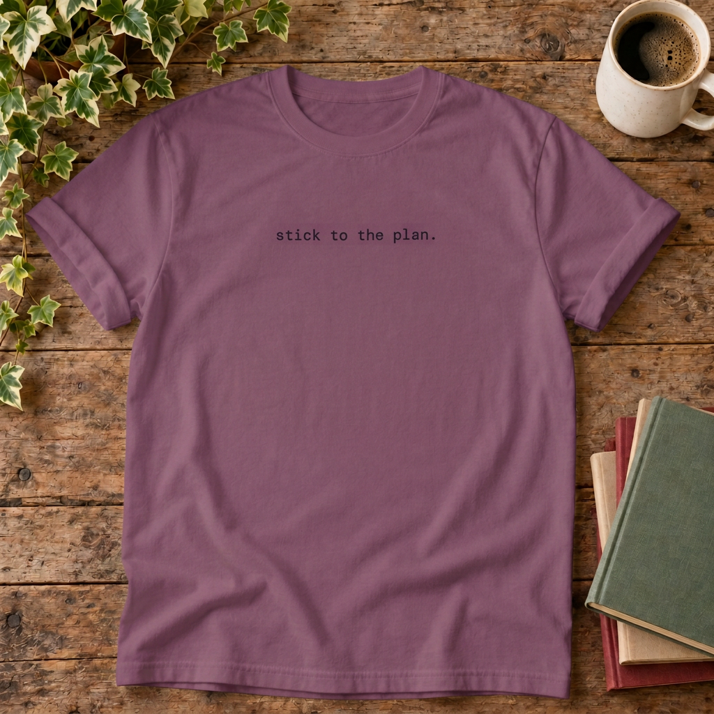 Stick to the plan T-shirt in Berry, flat lay