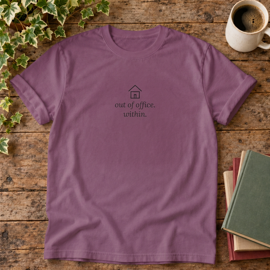 Out of office within t-shirt in Berry, rustic flat lay
