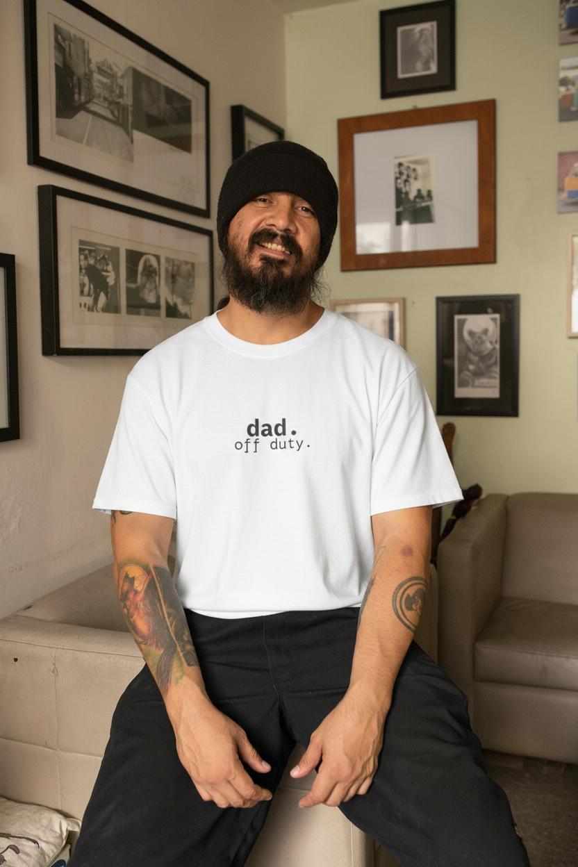 Dad off duty relaxed fit CC 1717 - indoor seated model