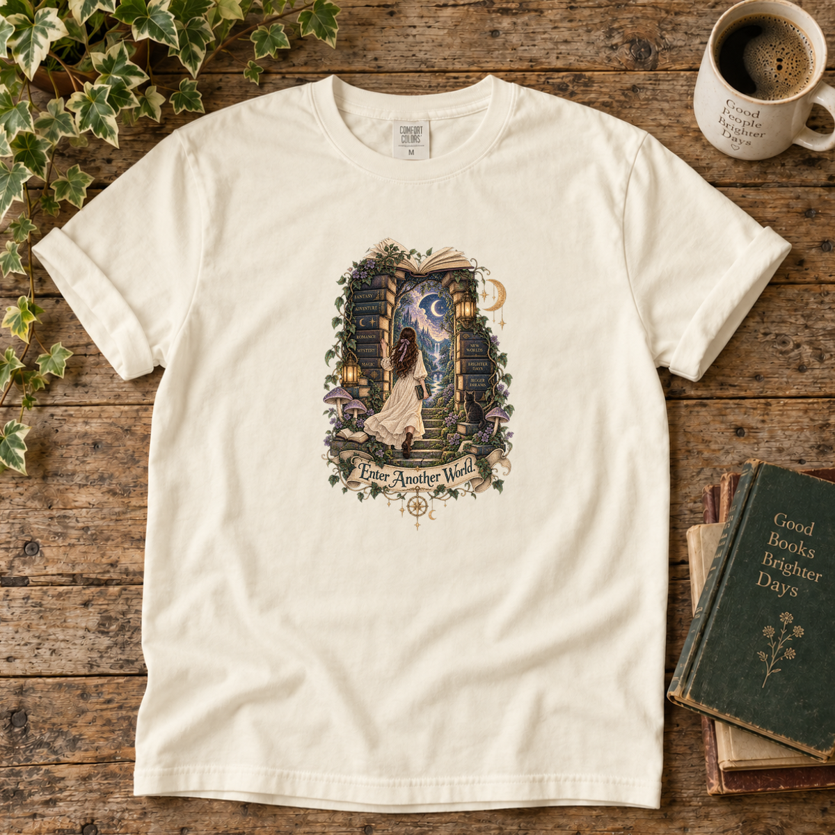 moonlit owl. t-shirt