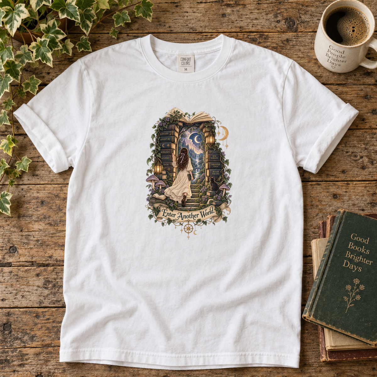 moonlit owl. t-shirt